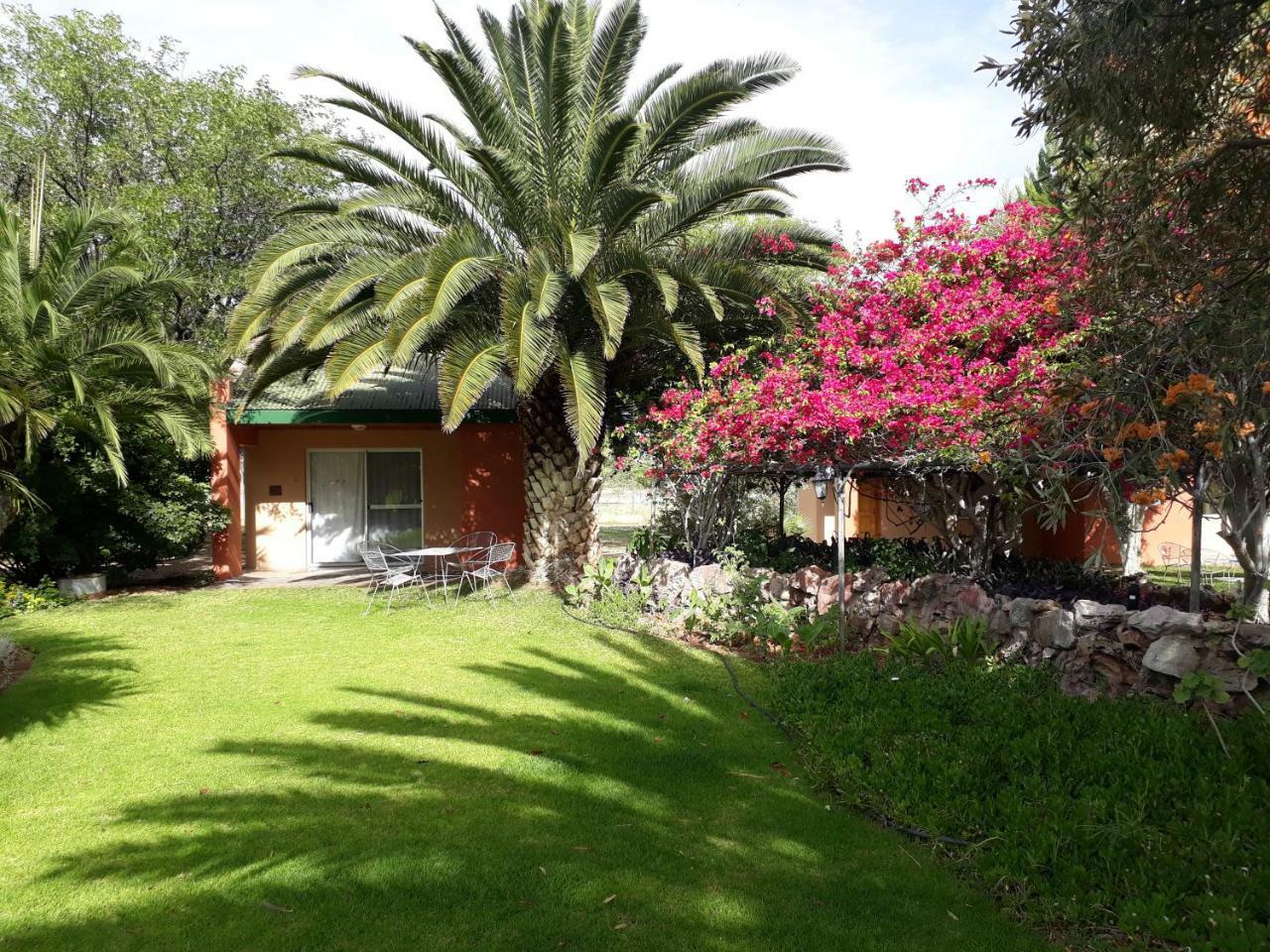 Buschberg Guest Farm Βίλα Outjo Εξωτερικό φωτογραφία
